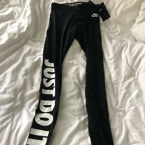 Black nike leggings